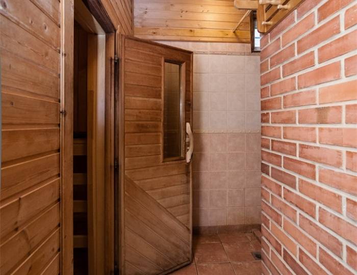 Коттедж с 2-мя спальнями и сауной - Загородный клуб «Медвежьи Озера»