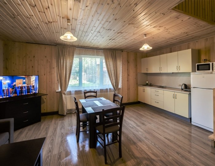 Дача на берегу с 3-мя спальнями - Загородный клуб «Медвежьи Озера»