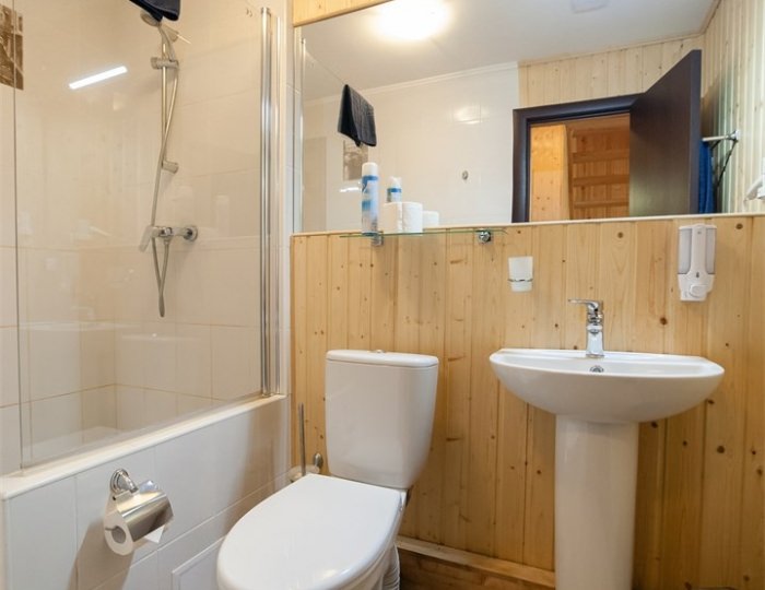 Дача на берегу с 3-мя спальнями - Загородный клуб «Медвежьи Озера»