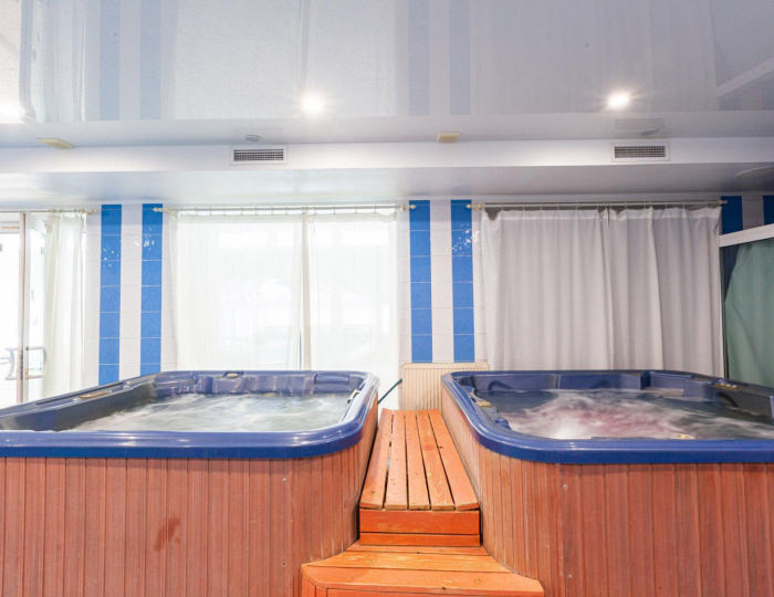 Джакузи - Загородный клуб «Медвежьи Озера»
